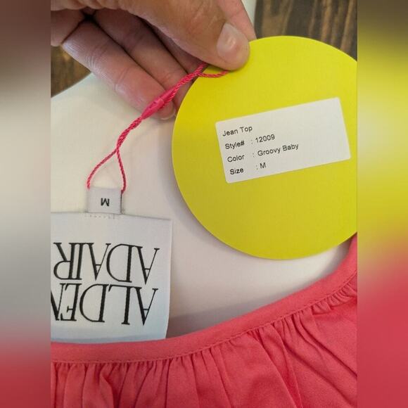 NWT Alden Adair womens medium blouse Groovy Baby Jean top - Picture 5 of 5